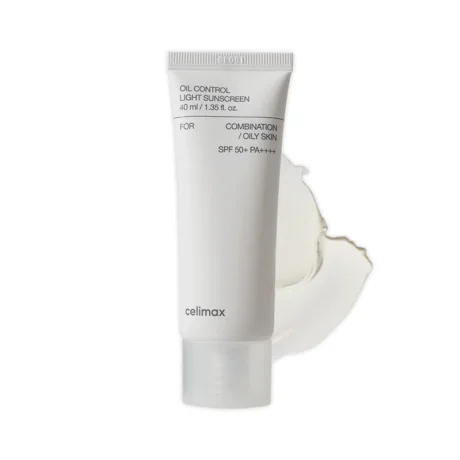 Oil Control Light Sunscreen SPF50+ PA++++ könnyű, mattító fényvédő zsíros bőrre, 40 ml