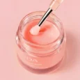 NIDA Very Berry ajakmaszk nyitott tégelyben, spatulával
