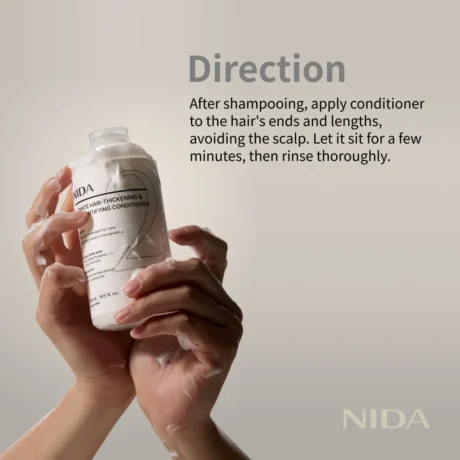 NIDA Ultimate Hair-Thickening Conditioner kézben, használat közben