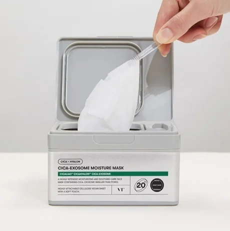 VT Cosmetics Cica-Exosome Moisture Mask fátyolmaszk kivétele csipesszel
